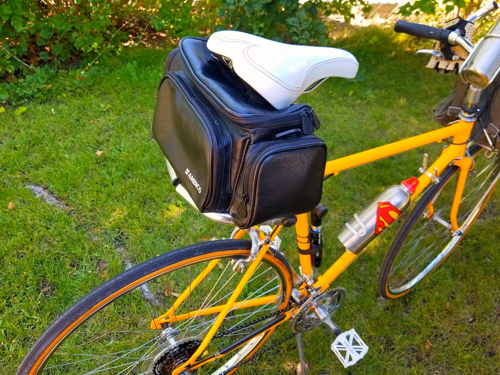 SEAT BAG OPTION IS A PADDED CAMERA BAG