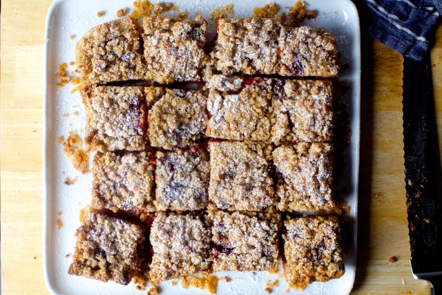 Raspberry Crumble Tart Bars