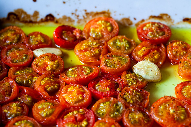 White beans and roasted tomatoes