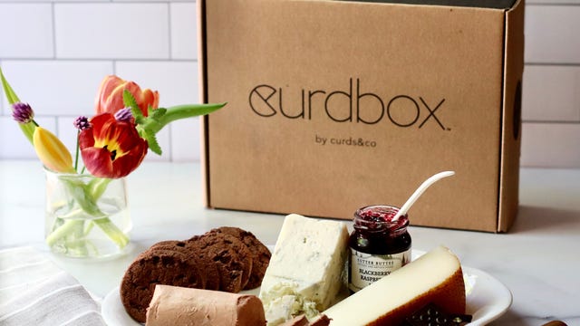 Top Food and Beverage Subscription Boxes for Mother's Day 2023