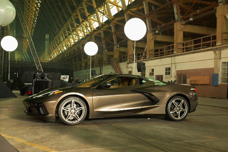 2020 Chevy C8 Corvette Stingray Compared to C7, Ford GT, and Porsche 911