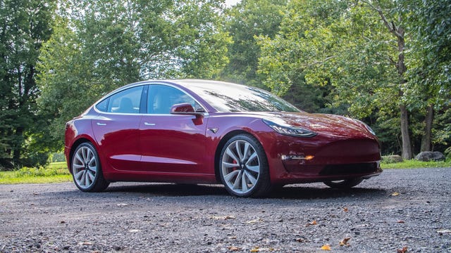 Tesla Buying Guide - Comparison Between Model 3 vs Model S and Model X