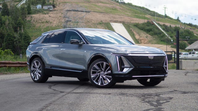 Ranking by range, the complete list of 2023 EVs available