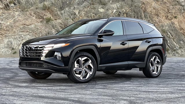 Top Small SUVs for 2022_1