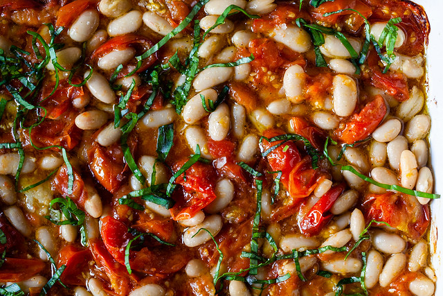 White beans and roasted tomatoes