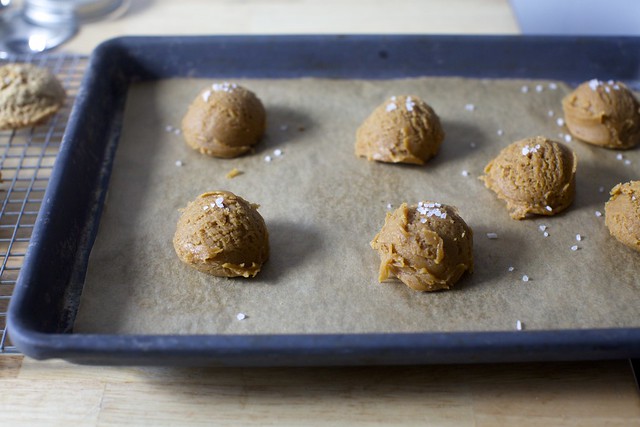 Cookies made with peanut butter and salt